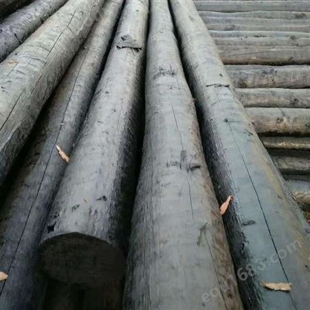 恒瑞盛 黑木杆防腐黑木杆油炸杆6米7米8米厂家