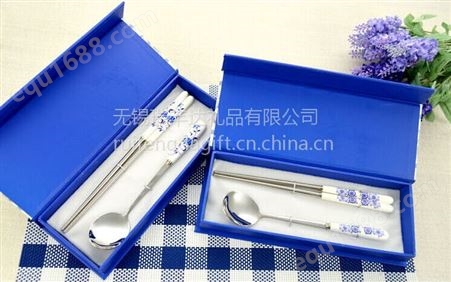 青花瓷餐具两件套 勺筷两件套装 员工福利广告礼品定制 定制企业LOGO