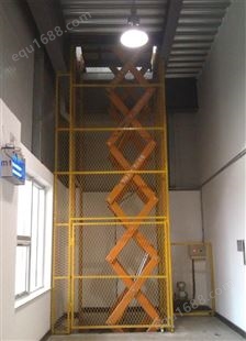 导轨式升降货梯 狭小空间货物运输平台 山东德沃 经济实用