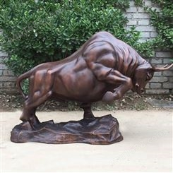 河北动物雕塑厂家铜奔牛 牛气冲天铜摆件 现代铜雕工艺品定做