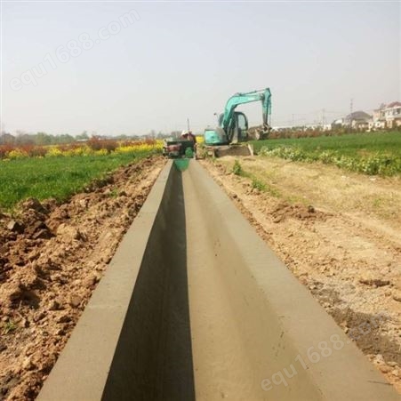 章丘梯型渠道混凝土衬砌机农田水渠建造机性能特点