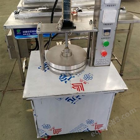 麻辣串卷饼压饼机 液压单饼机报价 小型春饼生产设备