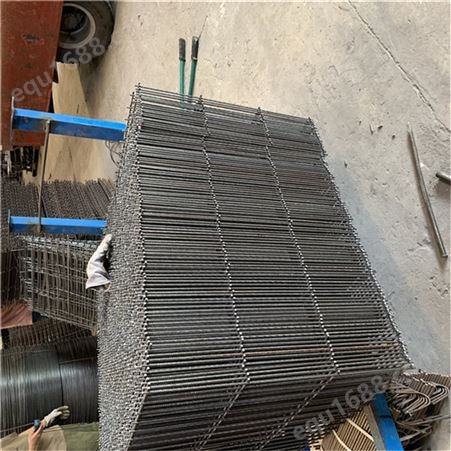 电焊网 钢板网 钢笆网片 铁丝网 胜帅建材 批发厂家