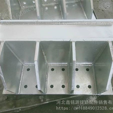 Q235桥面系预埋拉线板热镀锌钢板焊接加工钢构件
